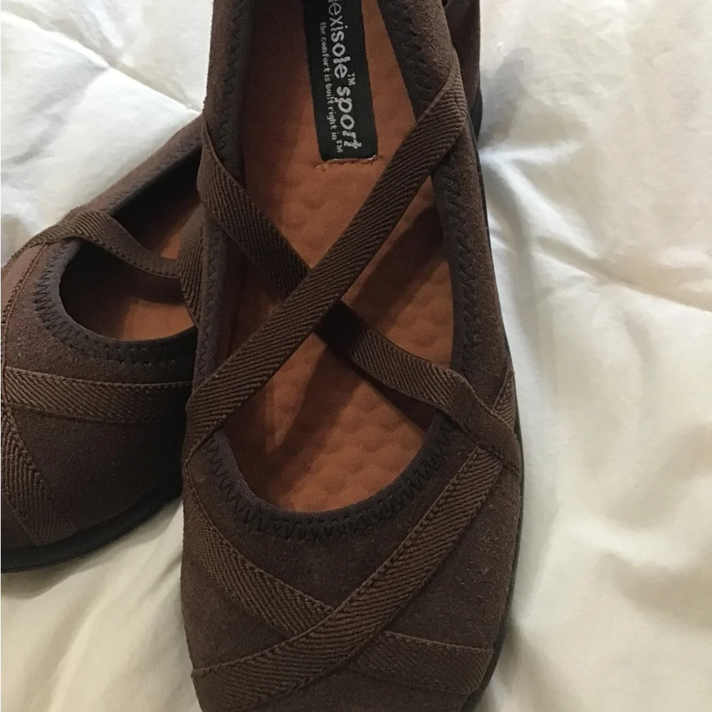 Women’s size 7 flexible sport slip on shoes cc - Picture 2 of 7